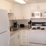 211 Fully Furnished 1Br Suite-Outdoor Pool