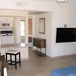 211 Fully Furnished 1Br Suite-Outdoor Pool